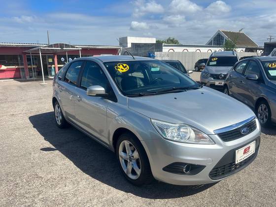 FORD FOCUS 1.6 GLX 16V FLEX 4P MANUAL